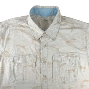 LL Bean Mens XL Fishing Shirt Short Sleeve Trout Print‎ Tan Beige Button Up